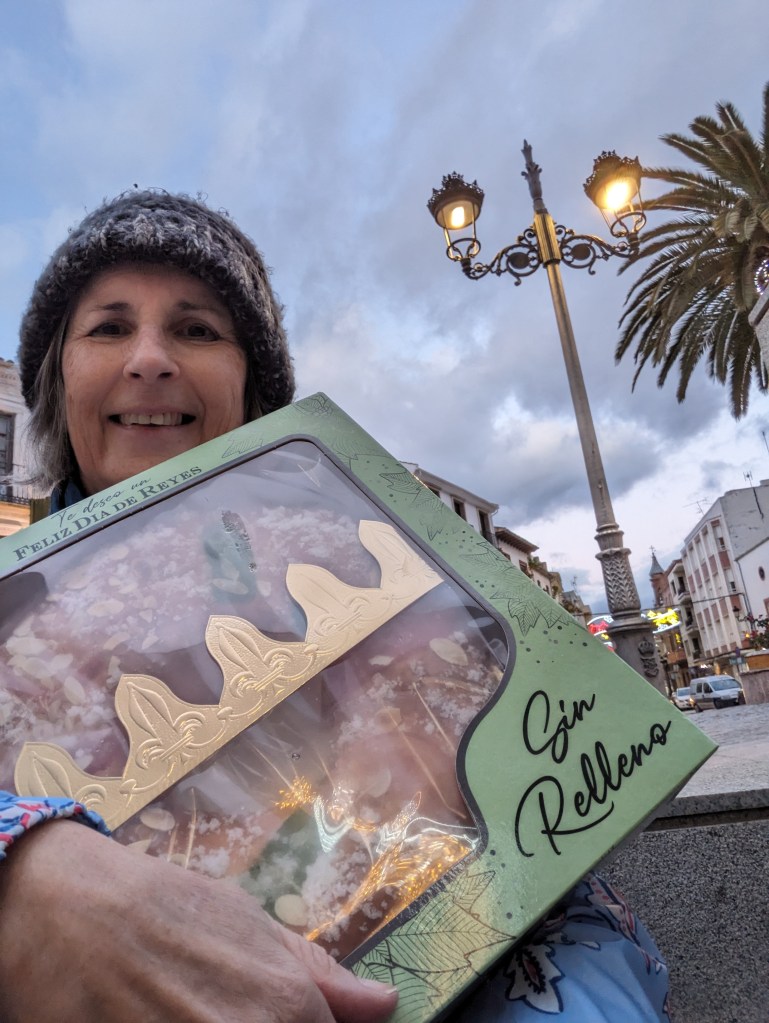 Three Kings cake: page 130