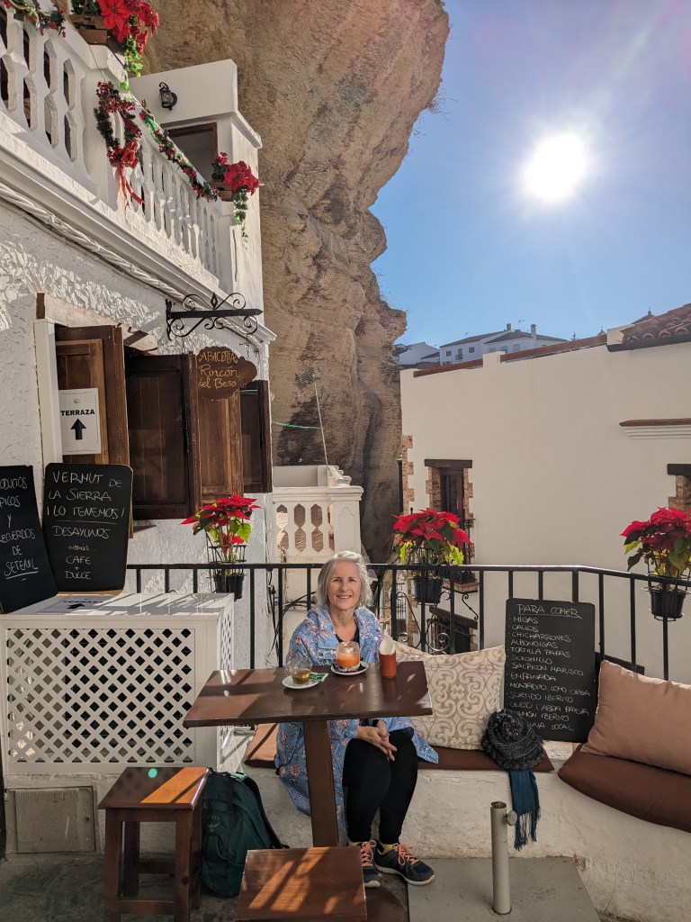 Cute cafe in 'Kiss me in the corner' street: page 32